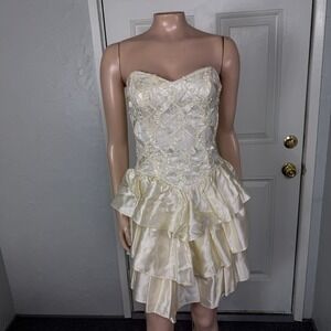 Vintage 80s Roberta Dress 3/4 Lace Formal Prom Tiered Lace up Satin Strapless Z1